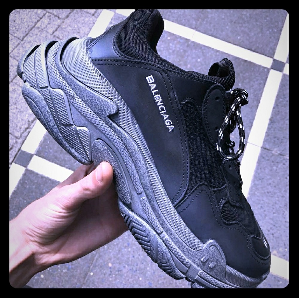 Balenciaga triple s